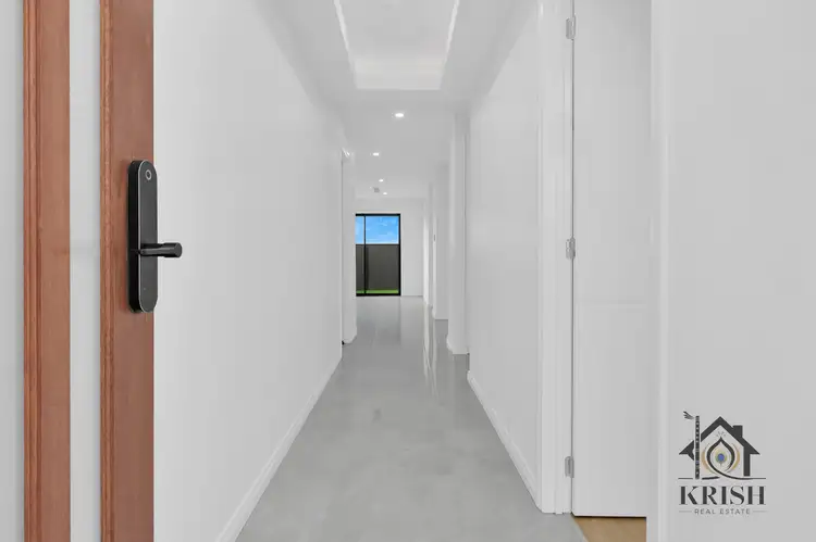 Second view of Homely house listing, 34 Tungsten Drive, Kalkallo VIC 3064