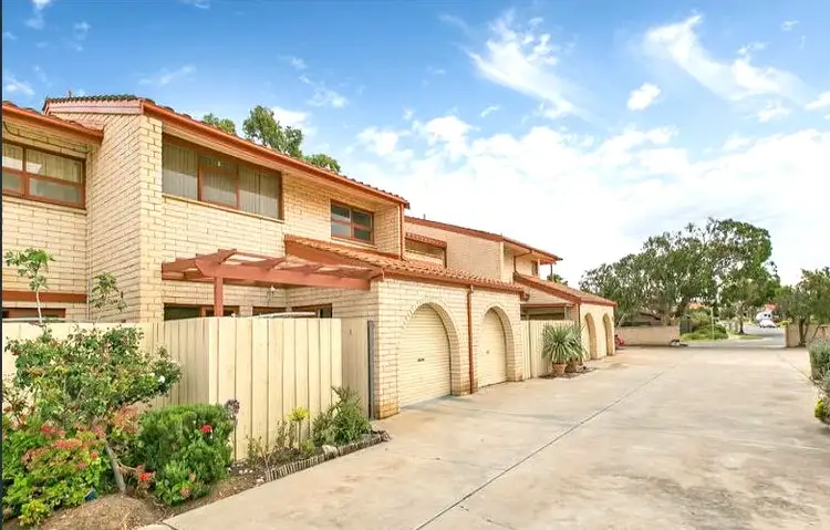 5/5 Mooloola Way, West Lakes Shore SA 5020