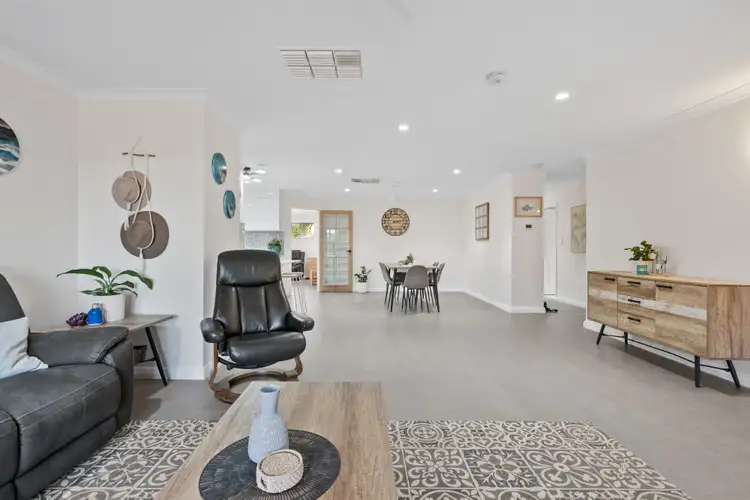 Sixth view of Homely house listing, 39 Rawlinna Heights, Ballajura WA 6066