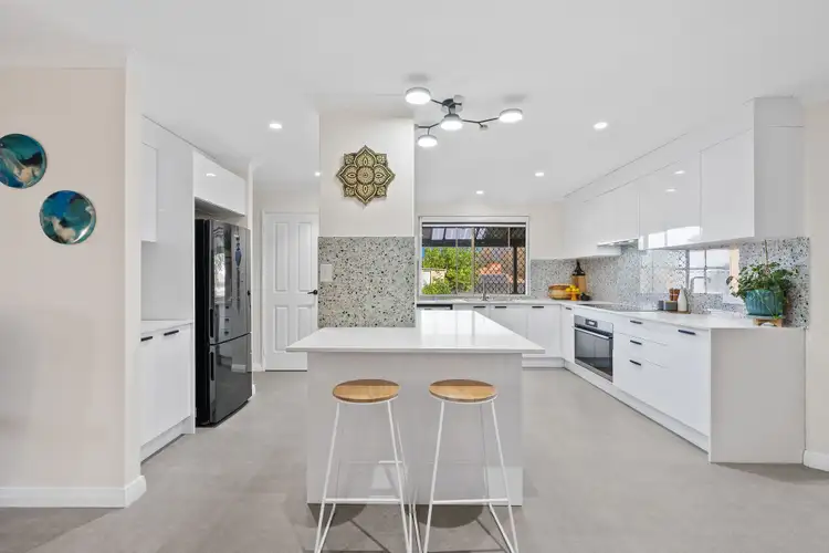 Seventh view of Homely house listing, 39 Rawlinna Heights, Ballajura WA 6066