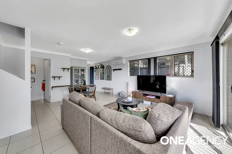 Fifth view of Homely townhouse listing, 27/1 Grandly Street, Doolandella QLD 4077