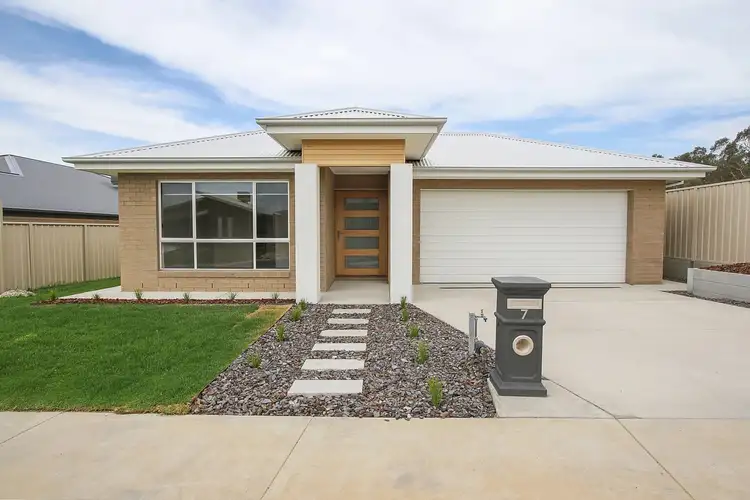 7 GRIEVE WAY, Wodonga VIC 3690