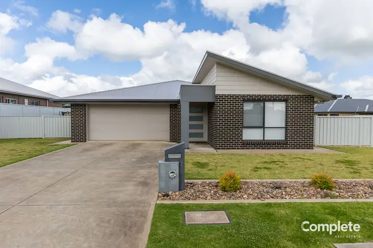 2 NORWICH PLACE, Mount Gambier SA 5290
