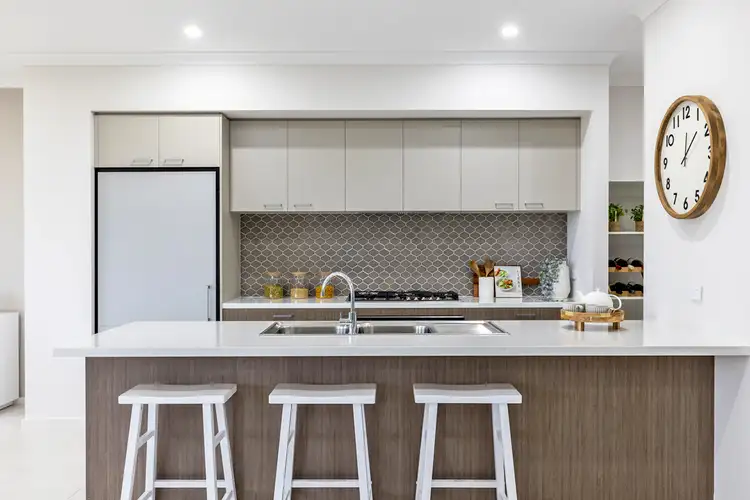 Fifth view of Homely house listing, 33 Coridale Boulevard, Lara VIC 3212