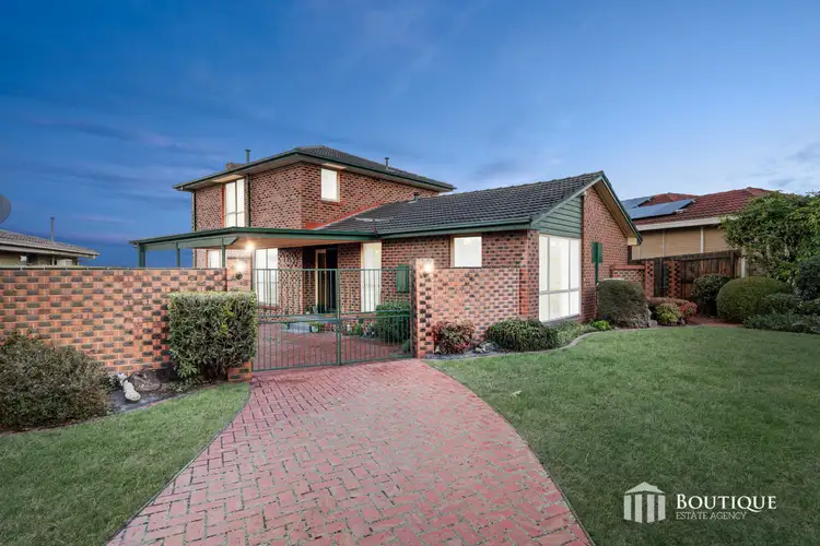 25 Rawdon Hill Drive, Dandenong North VIC 3175