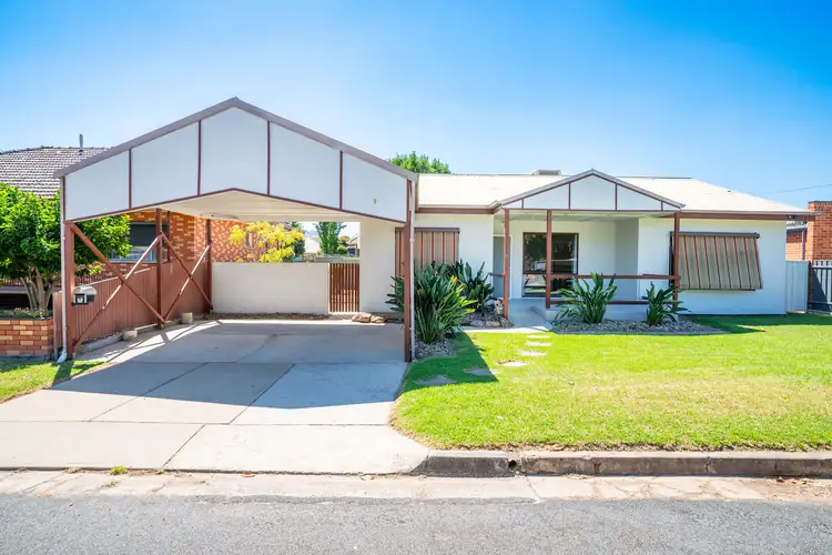 22 SCHUBERT CRESCENT, Wodonga VIC 3690