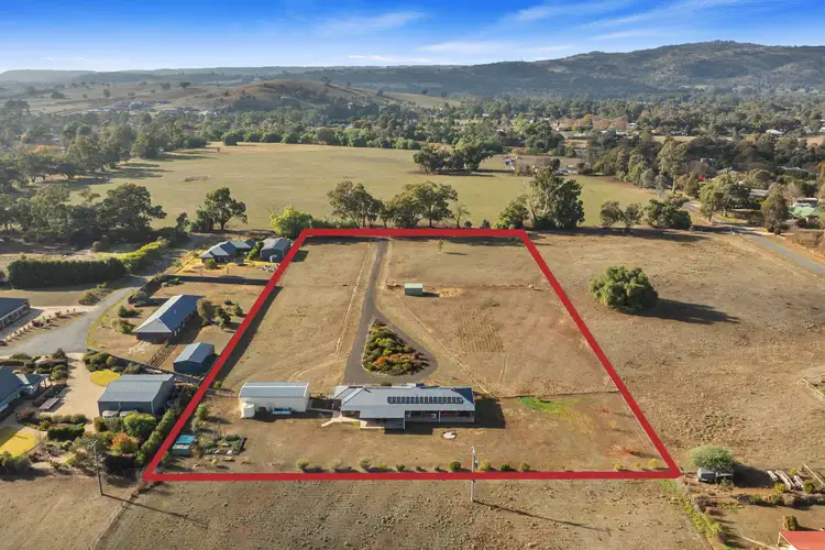 50 HOVELL STREET, Avenel VIC 3664