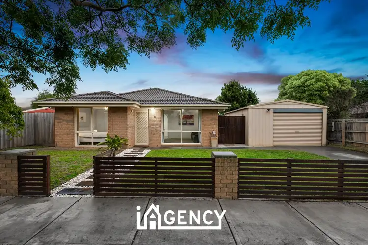 41 Josephine Avenue, Cranbourne North VIC 3977
