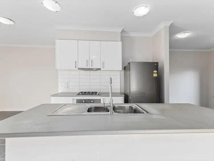 Sixth view of Homely townhouse listing, 19 Paior Circuit, Epping VIC 3076