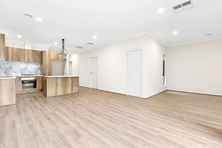 Fifth view of Homely house listing, 40 Dangelo Avenue, Officer VIC 3809
