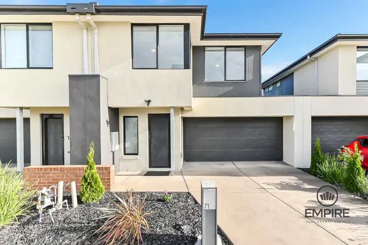 71 Picnic Avenue, Clyde North VIC 3978