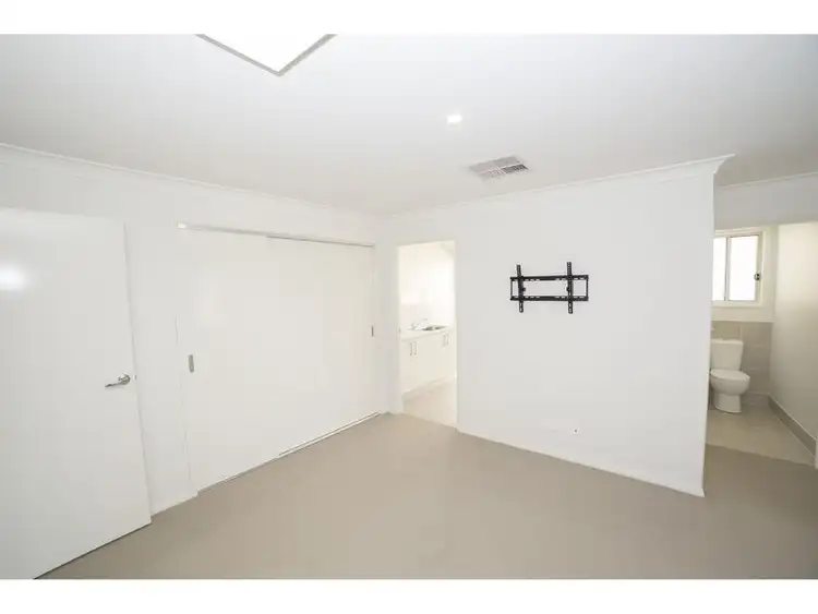Fifth view of Homely house listing, 20 Hindmarsh Esplanade, Dubbo NSW 2830