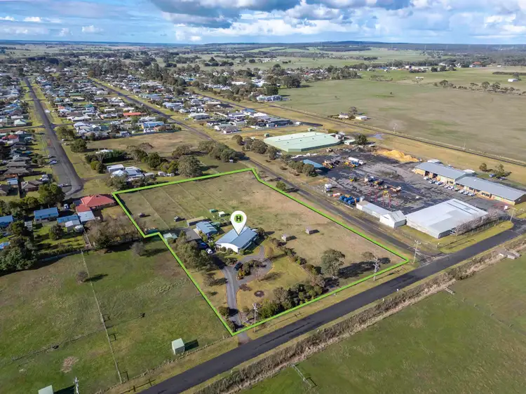 43 Beavis Street, Heywood VIC 3304
