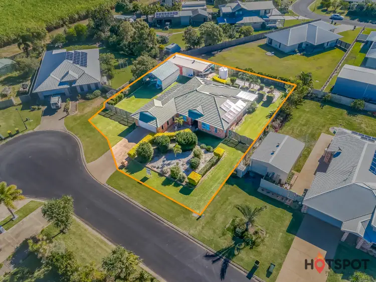 6 Tide Court, Burnett Heads QLD 4670