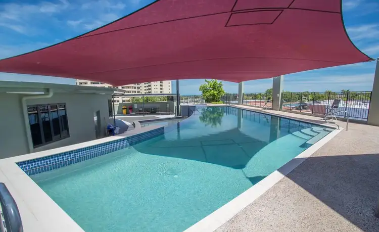 305/12 salonika, Parap NT 820
