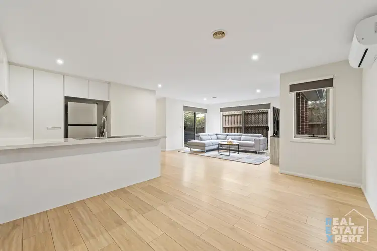 Third view of Homely townhouse listing, 2 Sunshine Court, Hampton Park VIC 3976