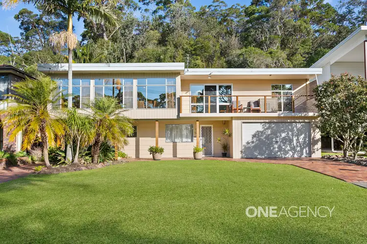 10 Alamein Road, Sussex Inlet NSW 2540