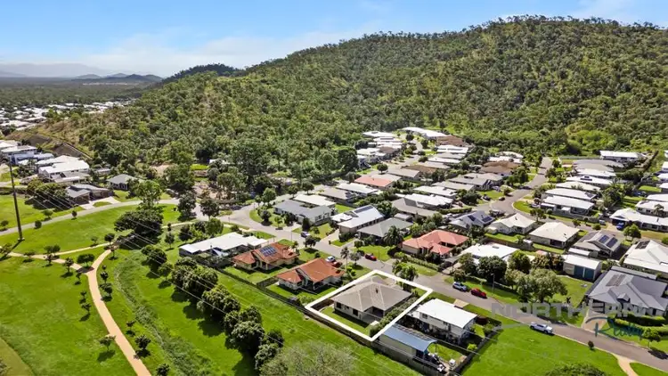 30 Thorn Street, Mount Louisa QLD 4814