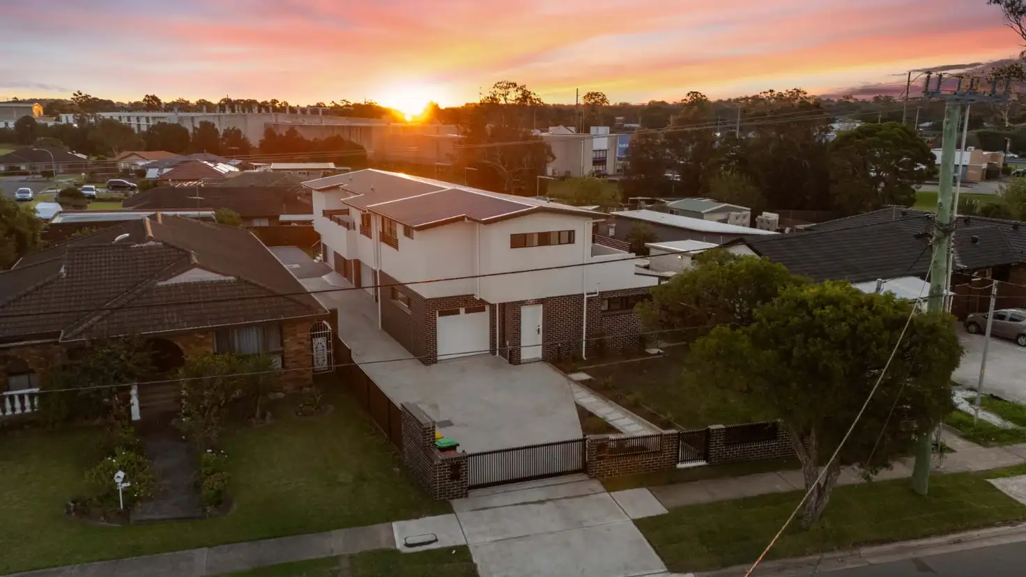 Main view of Homely townhouse listing, 1/27 Hill Road, Lurnea NSW 2170