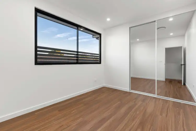 Fifth view of Homely townhouse listing, 3/27 Hill Road, Lurnea NSW 2170