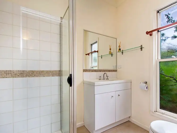 Fifth view of Homely flat listing, 90a Cox Street, Port Fairy VIC 3284