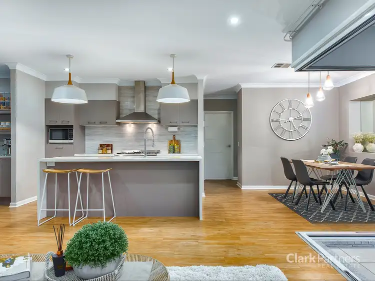 Fifth view of Homely house listing, 2 Lefroy Court, Warner QLD 4500