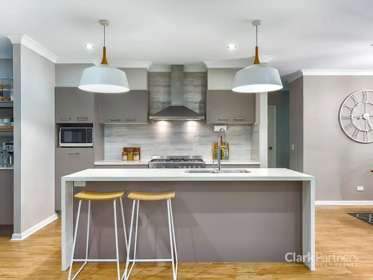 Sixth view of Homely house listing, 2 Lefroy Court, Warner QLD 4500