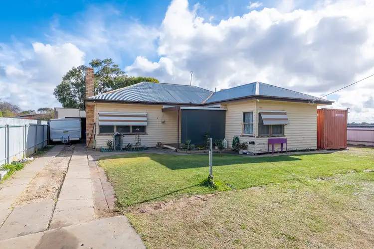 2 Goldsworthy Street, Nhill VIC 3418