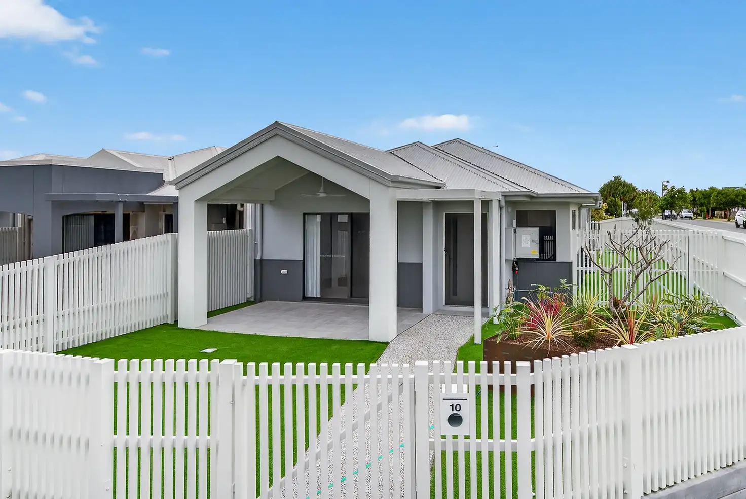 Main view of Homely house listing, 10 GREENVIEW AVENUE, South Ripley QLD 4306