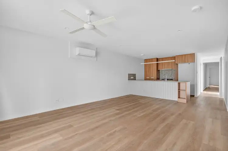 Second view of Homely house listing, 10 GREENVIEW AVENUE, South Ripley QLD 4306