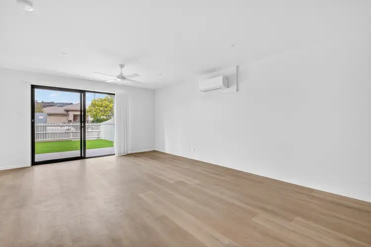 Fourth view of Homely house listing, 10 GREENVIEW AVENUE, South Ripley QLD 4306