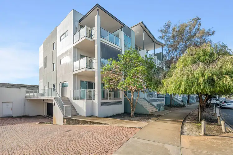 36/30 Malata Crescent, Success WA 6164