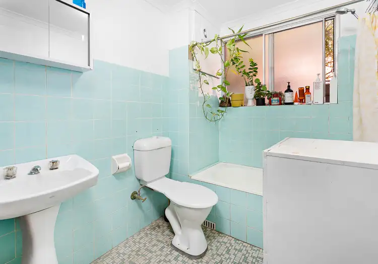 Sixth view of Homely apartment listing, 2/15 View Street, Wollongong NSW 2500