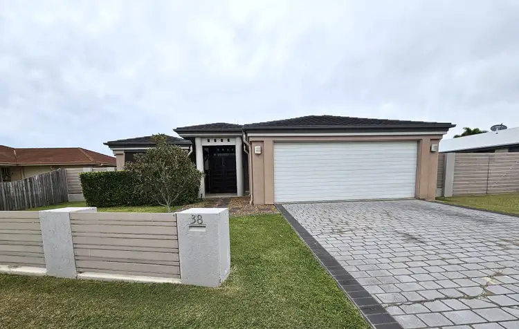 38 Chancellor Drive, Avenell Heights QLD 4670