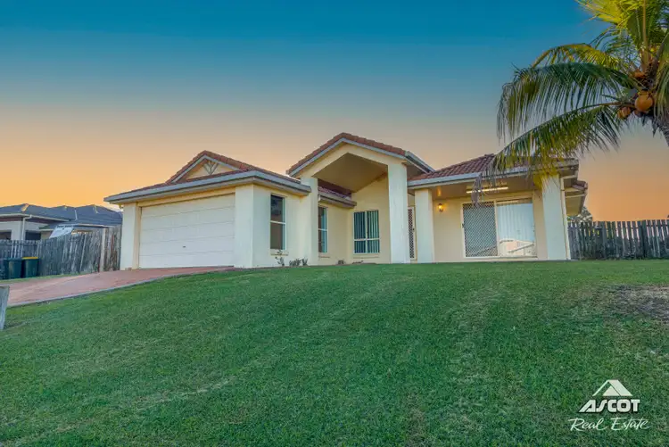 12 Blake Close, Coral Cove QLD 4670