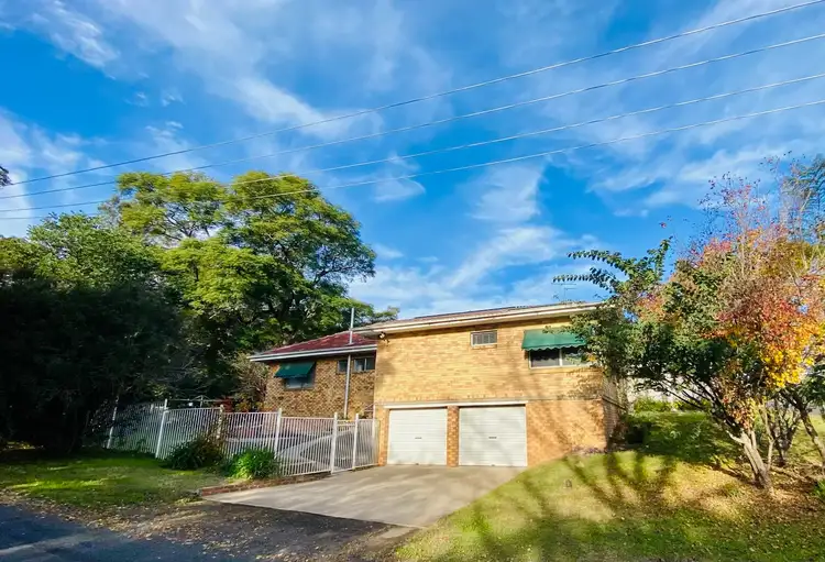 130 Napier Street, Tamworth NSW 2340