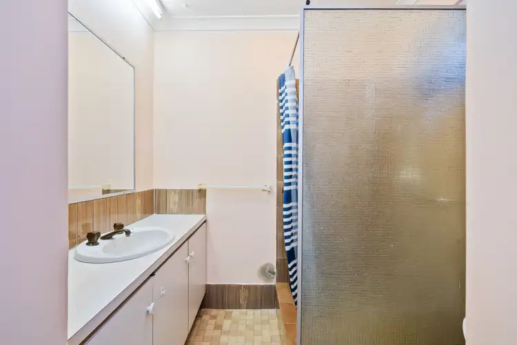 Sixth view of Homely house listing, 7 Ivy Close, Ballajura WA 6066