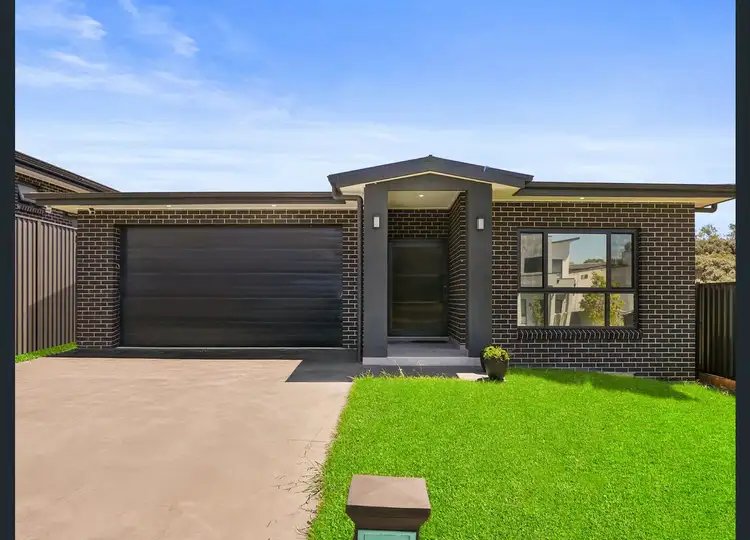 61 Fieldhouse Circuit, Campbelltown NSW 2560