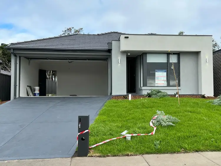 181 Fairways Boulevard, Craigieburn VIC 3064