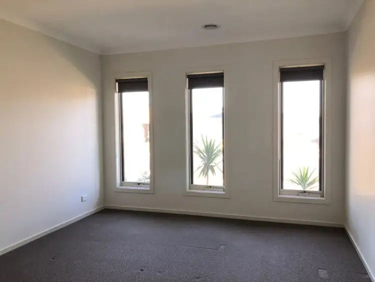 Second view of Homely house listing, 8 Fairywren Street, Pakenham VIC 3810