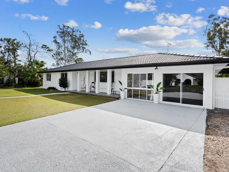 126 Sunset Boulevard, Tweed Heads West NSW 2485