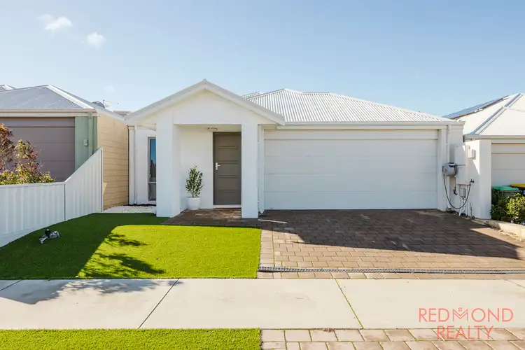 8 Aureate Way, Eglinton WA 6034