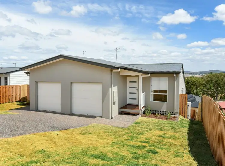 Unit 2/12 Kershaw Close, Cranley QLD 4350
