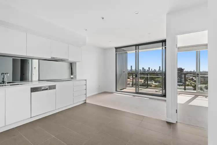 11703/300 Old Cleveland Road, Coorparoo QLD 4151
