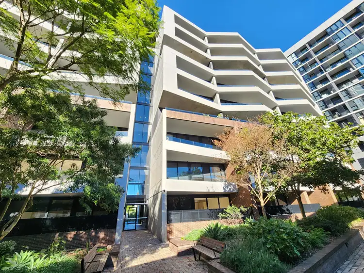 709/6 Atkinson Street, Liverpool NSW 2170