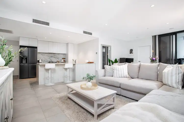 3 Northcliffe Terrace