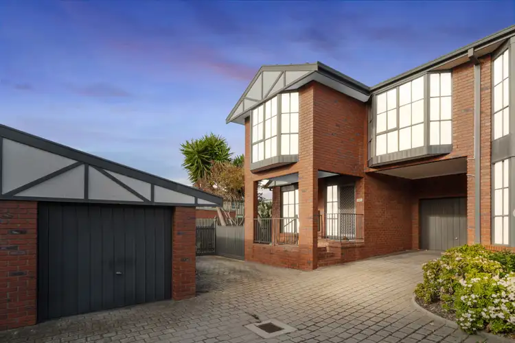 5/8-12 GILLIES STREET, Essendon North VIC 3041