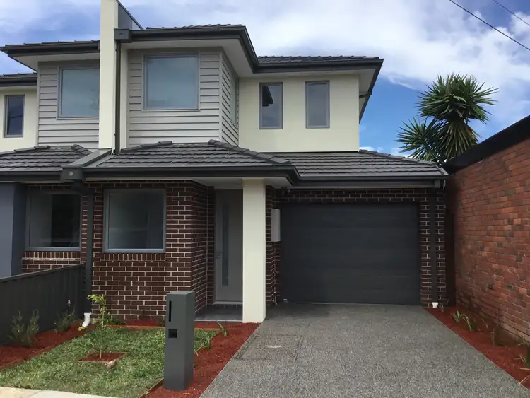 1B Fawkner Crescent, Keilor East VIC 3033