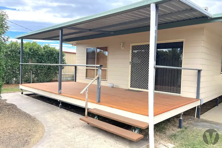 20 Luff Street, Roma QLD 4455