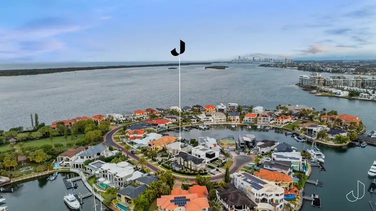 Fifth view of Homely house listing, 8 Queen Guineveres Place, Sovereign Islands QLD 4216